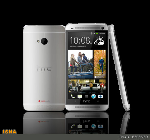 بررسی ویژگی‌های گوشی HTC One